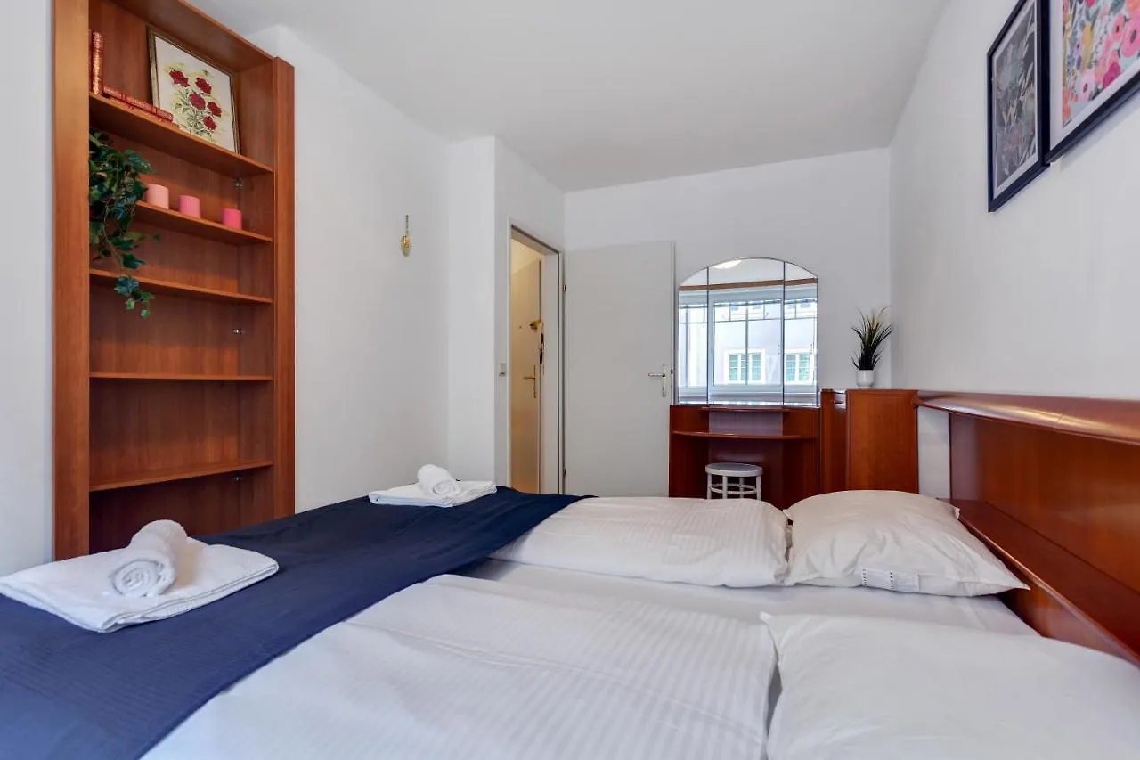 City Apartment Close To Shopping Mile Wiedeń 0*,